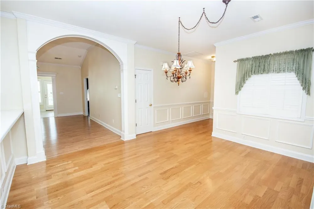 1365 Royalty Circle Statesville, NC 28625
