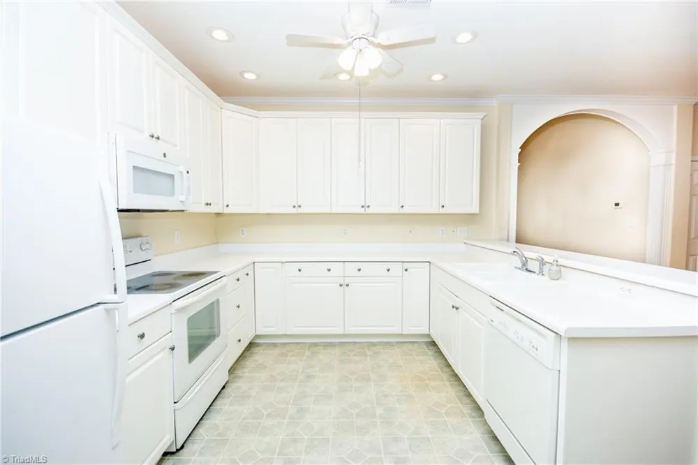 1365 Royalty Circle Statesville, NC 28625
