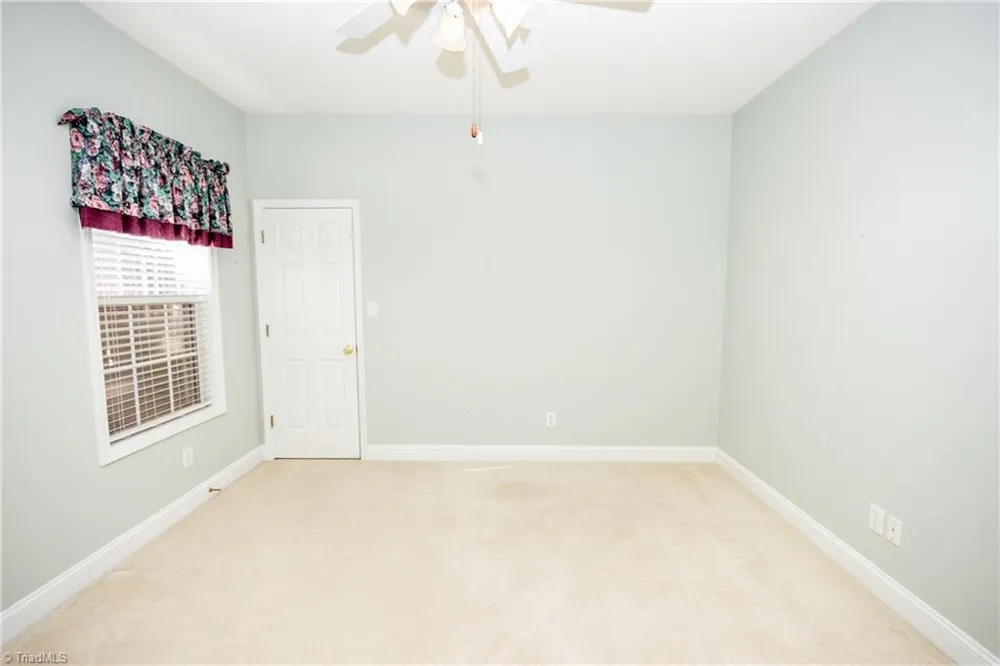 1365 Royalty Circle Statesville, NC 28625