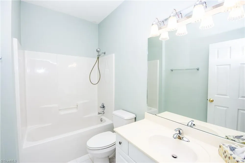1365 Royalty Circle Statesville, NC 28625