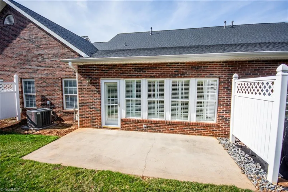 1365 Royalty Circle Statesville, NC 28625