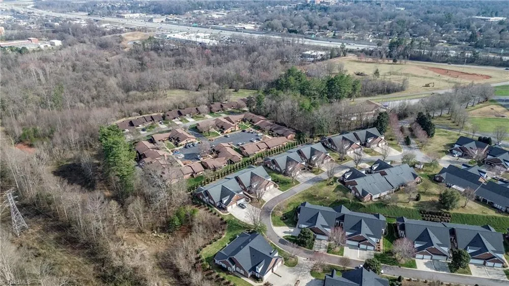 1365 Royalty Circle Statesville, NC 28625