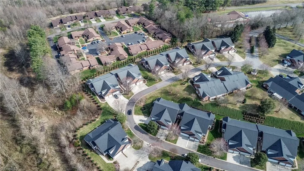 1365 Royalty Circle Statesville, NC 28625