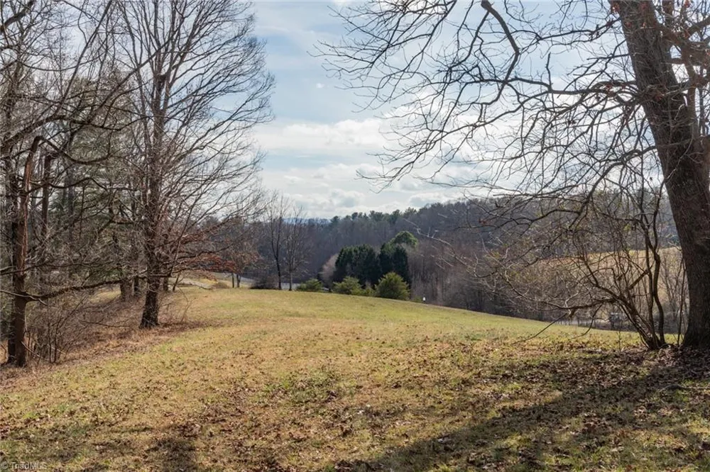 Lot 16 Canterbury Drive North Wilkesboro, NC 28659