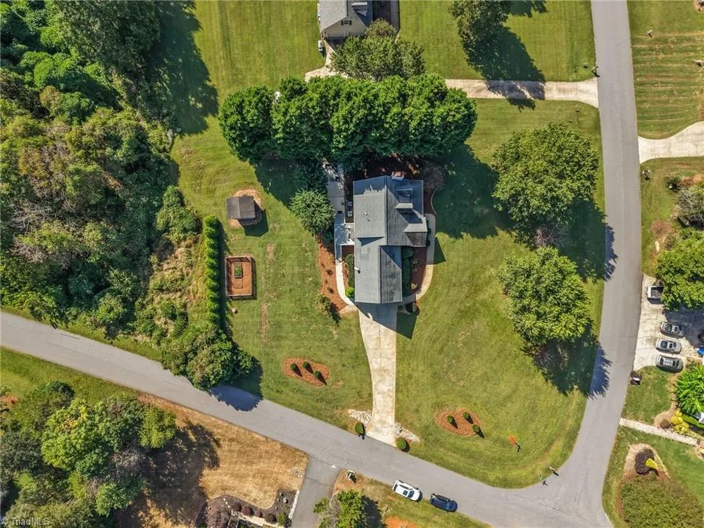 7710 Sorrel Run Court Summerfield, NC 27358