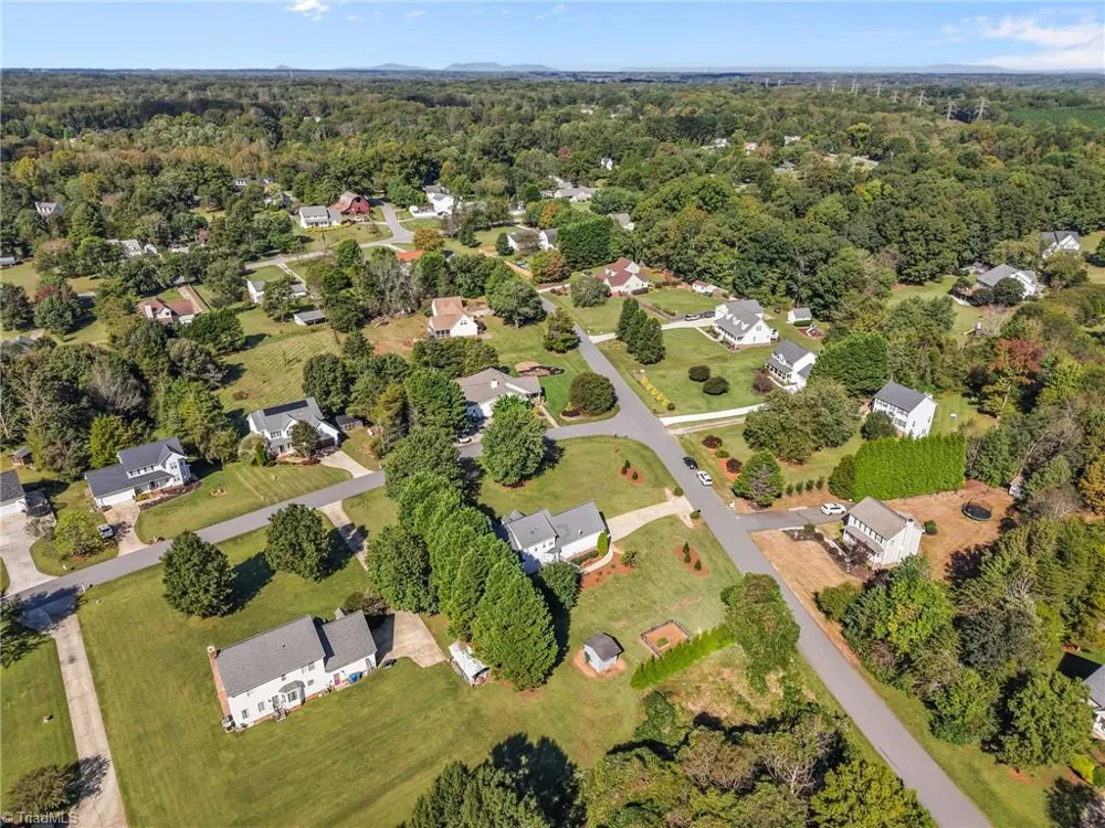 7710 Sorrel Run Court Summerfield, NC 27358