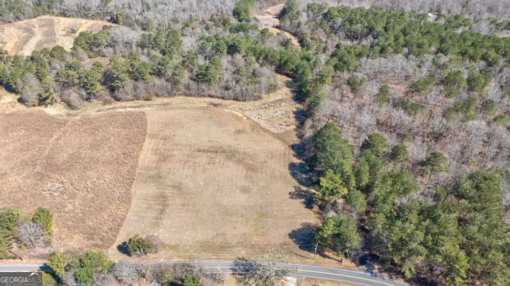 304 Kent Rock RD Loganville, GA 30052