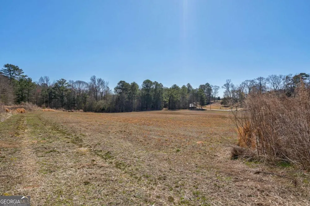 304 Kent Rock RD Loganville, GA 30052