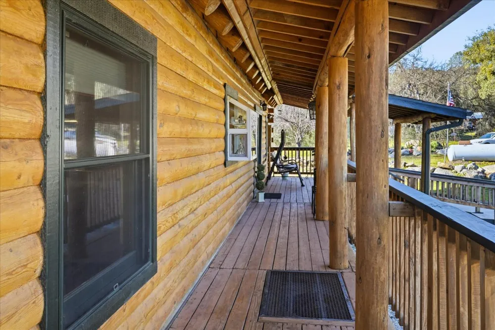 43227 Leach Road Ahwahnee, CA 93601