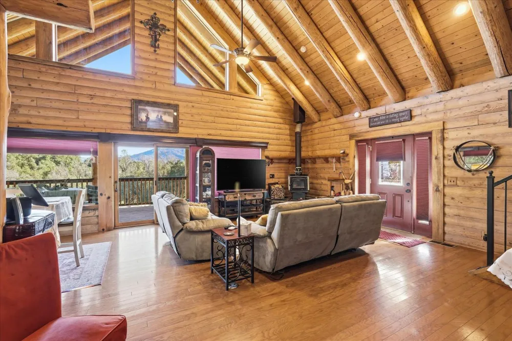 43227 Leach Road Ahwahnee, CA 93601