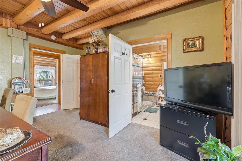 43227 Leach Road Ahwahnee, CA 93601