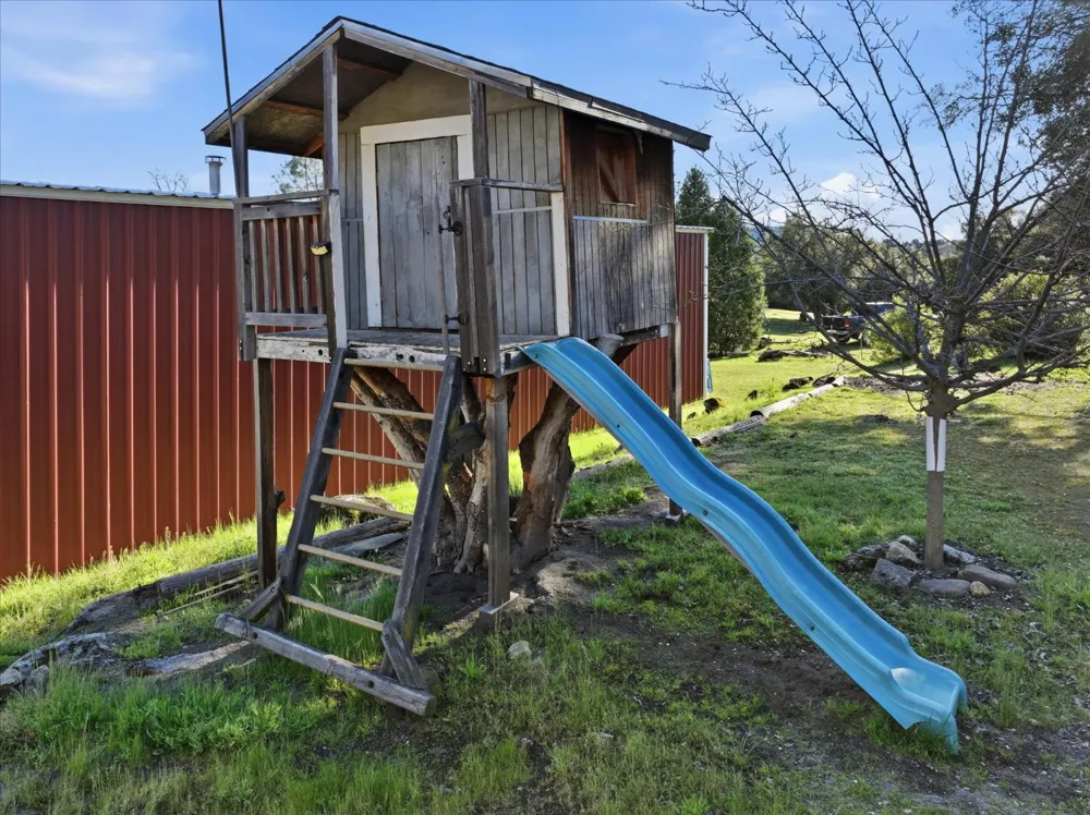 43227 Leach Road Ahwahnee, CA 93601