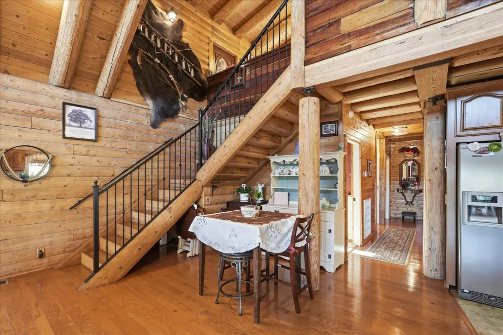 43227 Leach Road Ahwahnee, CA 93601