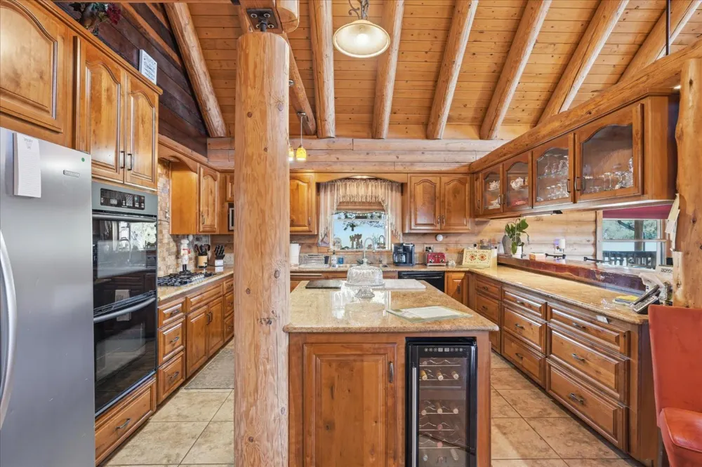 43227 Leach Road Ahwahnee, CA 93601