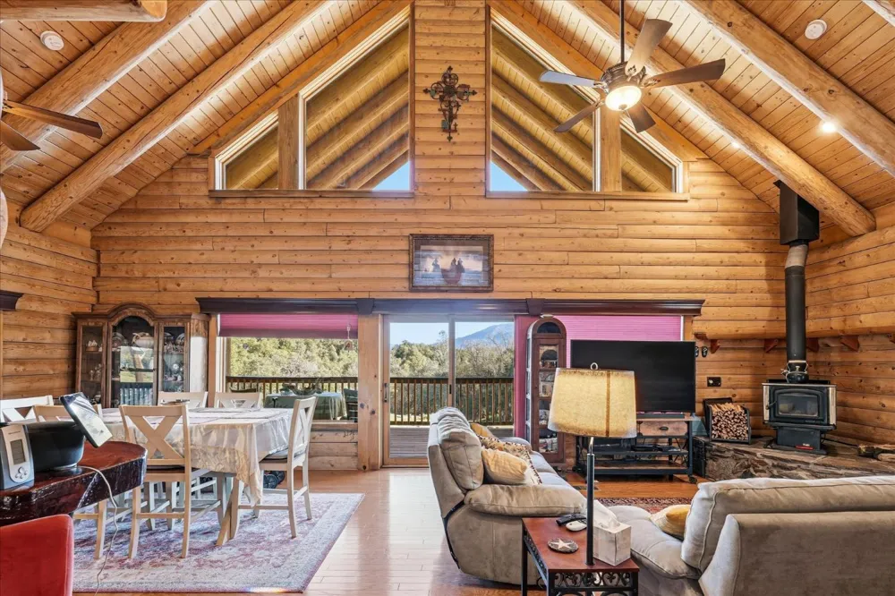 43227 Leach Road Ahwahnee, CA 93601