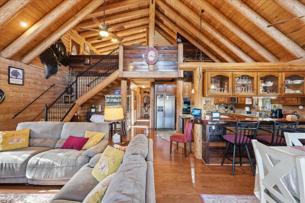 43227 Leach Road Ahwahnee, CA 93601