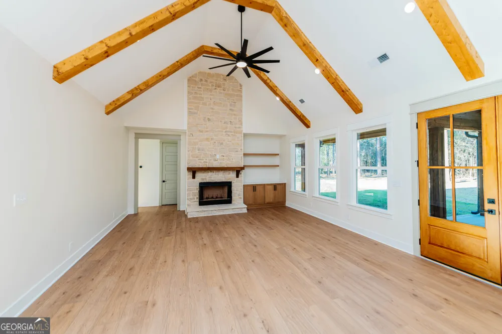 2089 Willow Lake RD Fort Valley, GA 31030