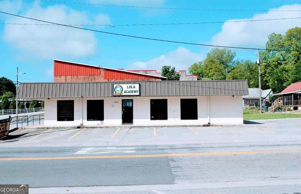 6003 Main ST Lula, GA 30554