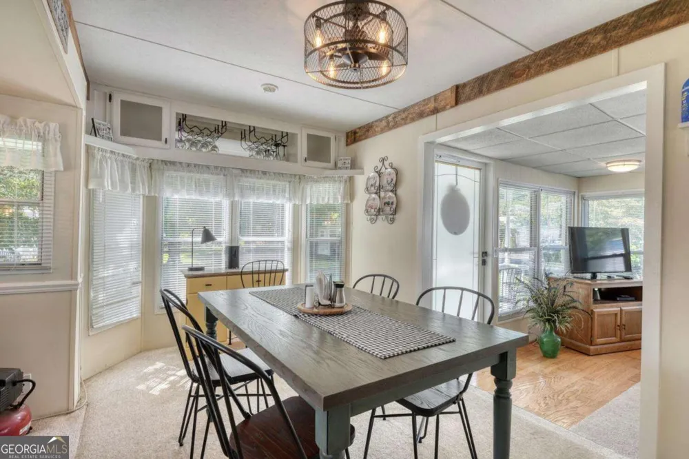 4353 Riverbank RUN Hiawassee, GA 30546