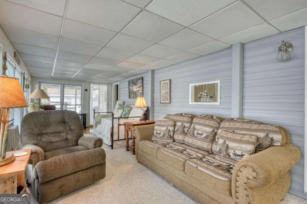 4353 Riverbank RUN Hiawassee, GA 30546
