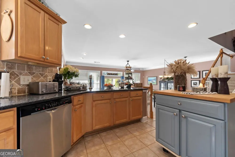 181-A Farriers LN Eatonton, GA 31024