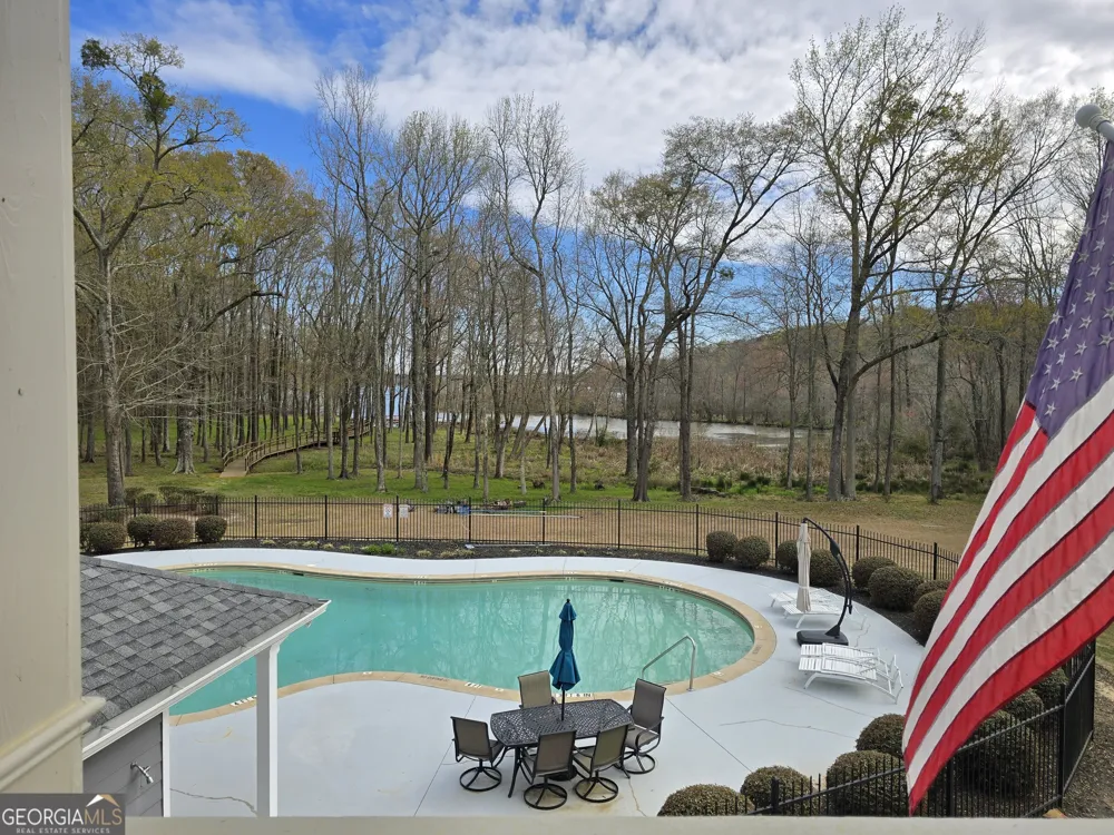 181-A Farriers LN Eatonton, GA 31024