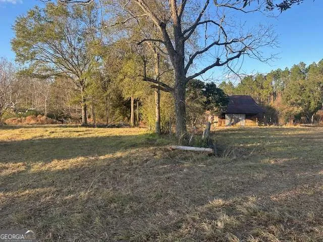 8893 Sunbury RD Claxton, GA 30417
