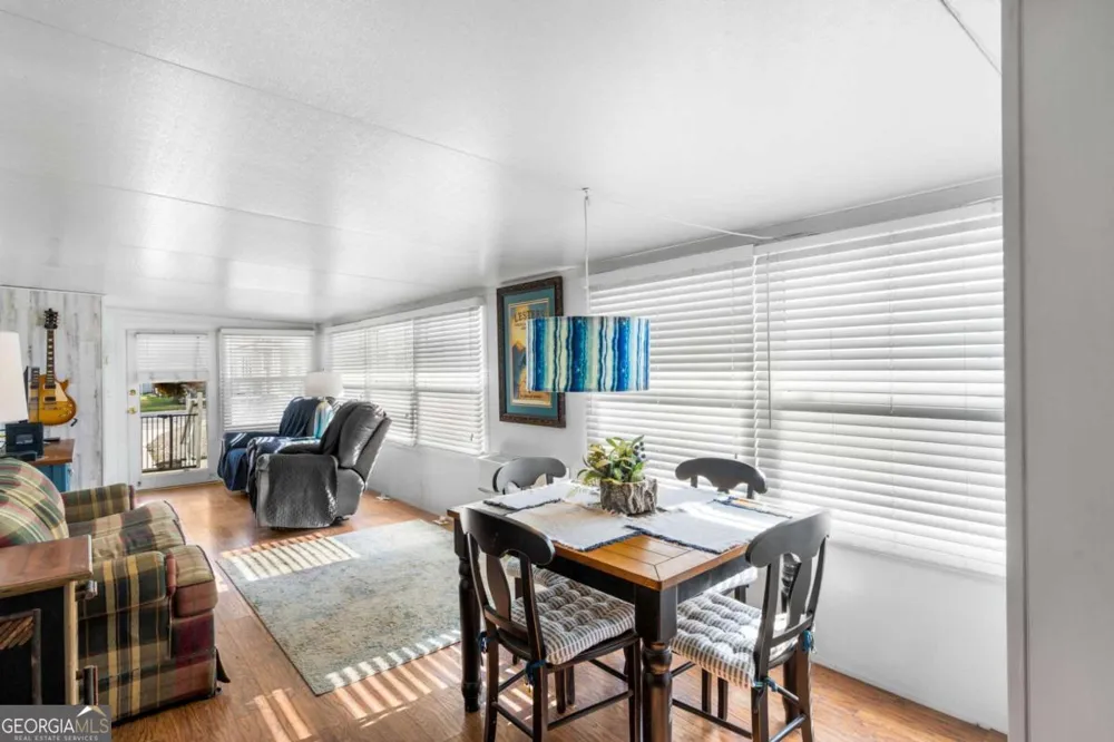 4117 Riverbank RUN Hiawassee, GA 30546