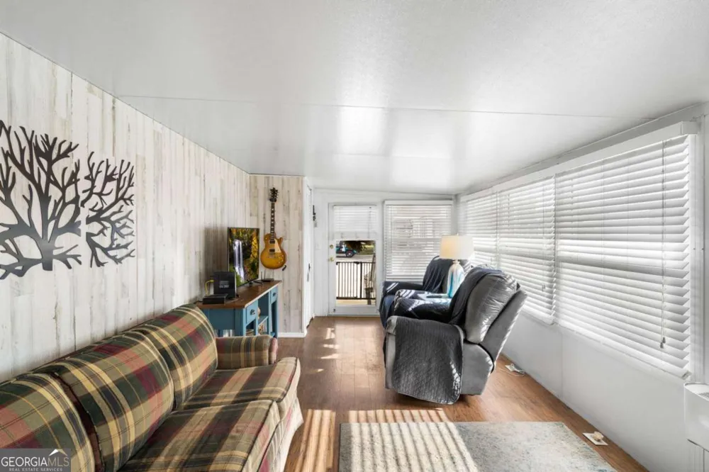 4117 Riverbank RUN Hiawassee, GA 30546