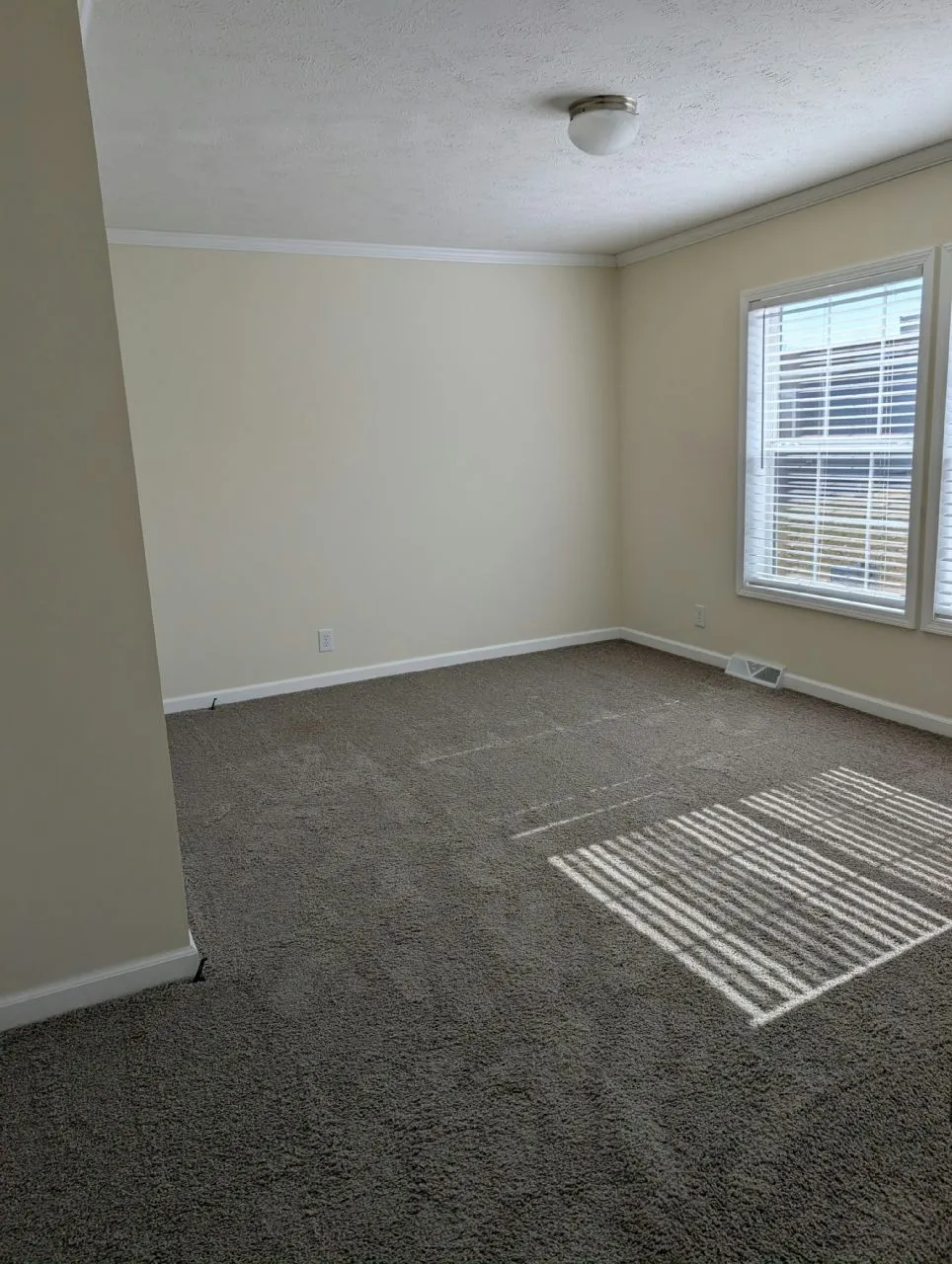 52526 Green Ash Ct., #150 Chesterfield, MI 48051