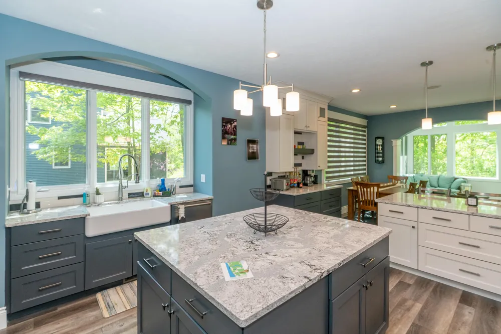 10543 Lakeshore Drive Grand Haven Charter Township, MI 49460