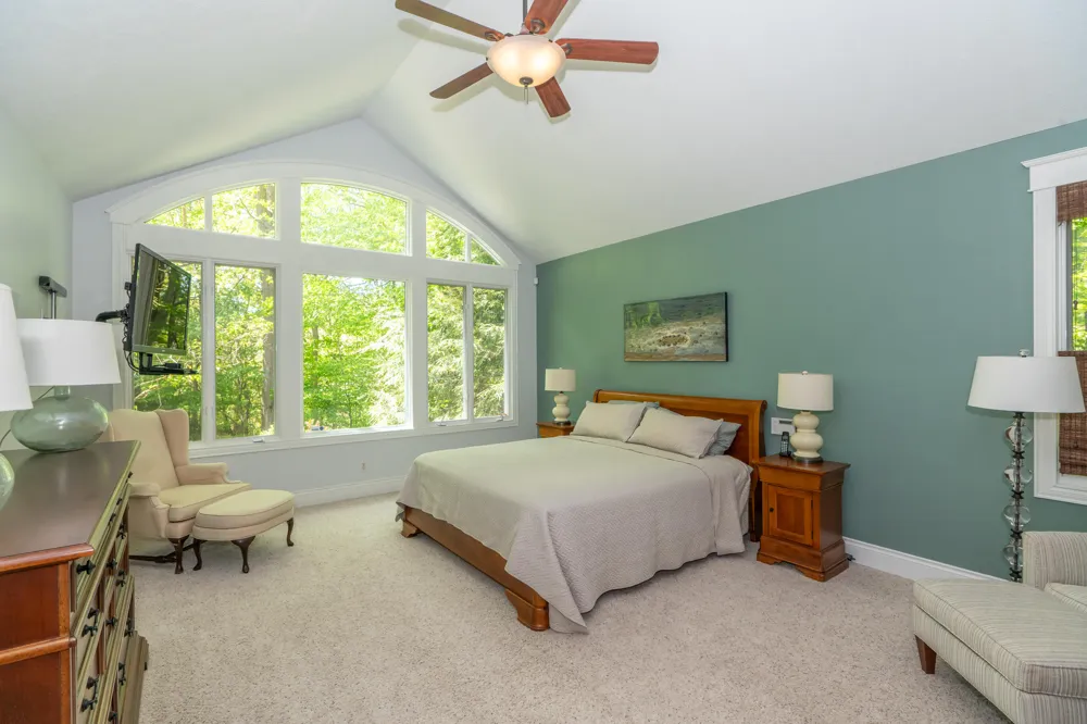 10543 Lakeshore Drive Grand Haven Charter Township, MI 49460