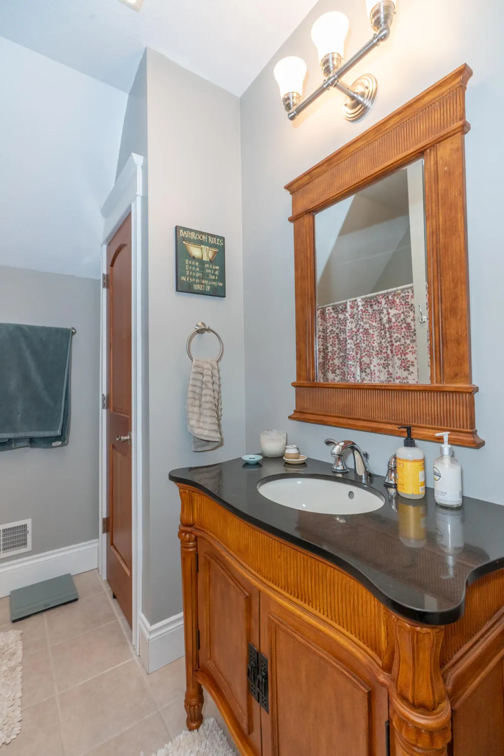 10543 Lakeshore Drive Grand Haven Charter Township, MI 49460