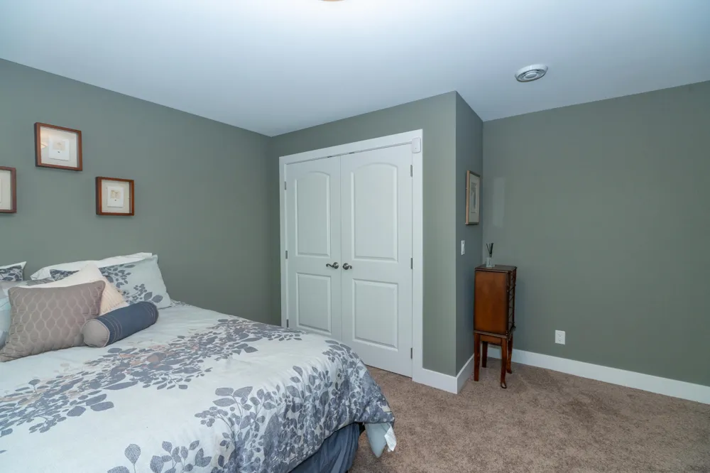 10543 Lakeshore Drive Grand Haven Charter Township, MI 49460