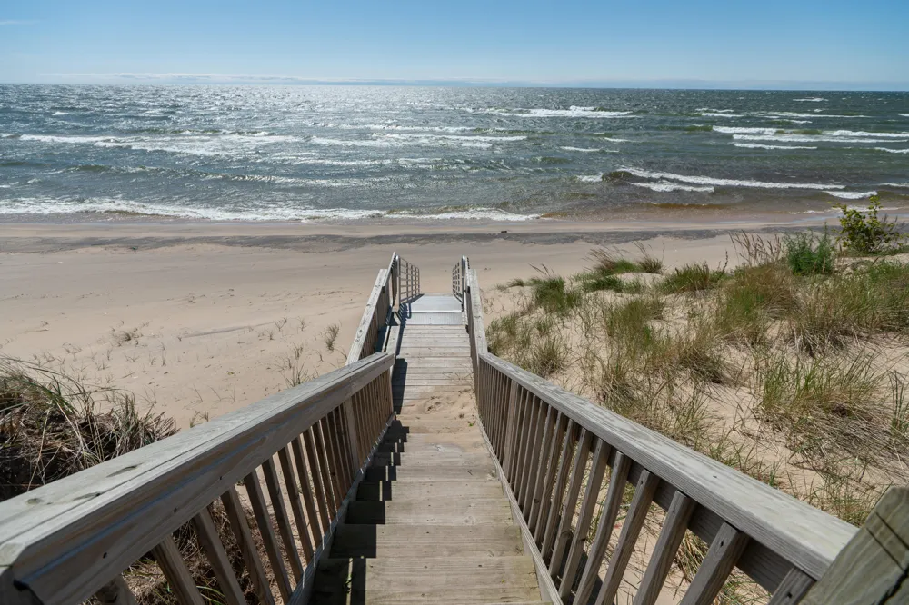10543 Lakeshore Drive Grand Haven Charter Township, MI 49460