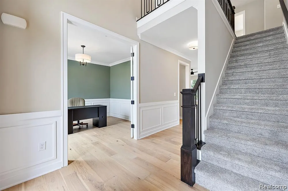 34914 Cardinal Lane Richmond City, MI 48062