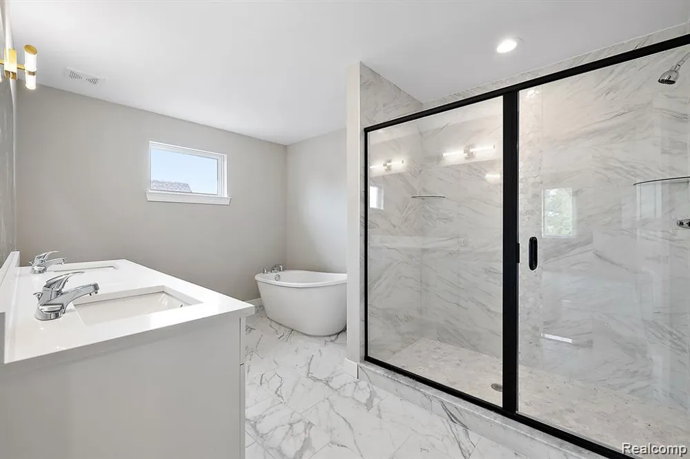 34914 Cardinal Lane Richmond City, MI 48062
