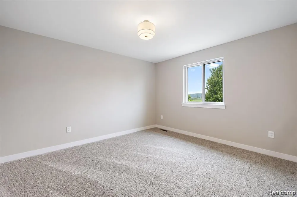 34914 Cardinal Lane Richmond City, MI 48062