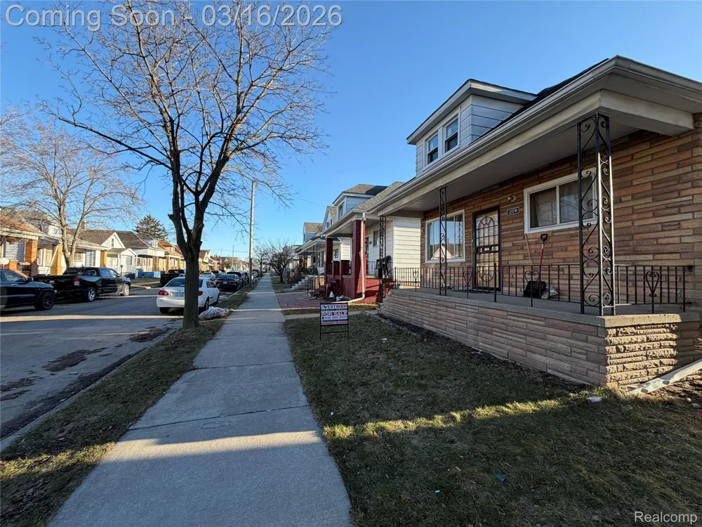 12091 Sobieski Street Hamtramck City, MI 48212