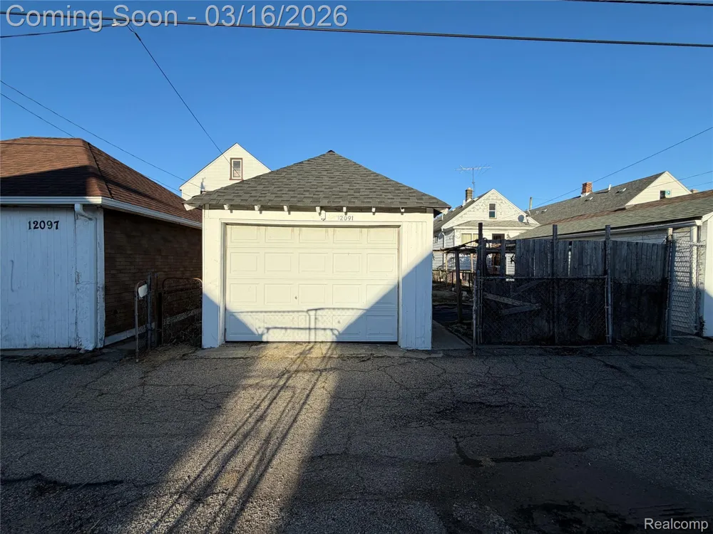 12091 Sobieski Street Hamtramck City, MI 48212