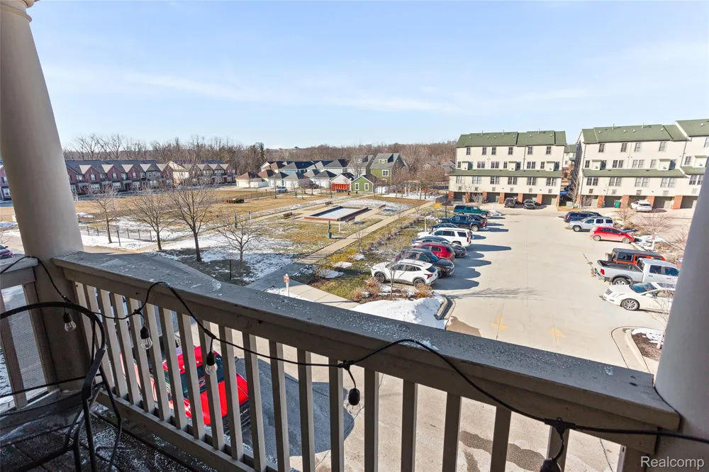 208 Amys Walk Auburn Hills City, MI 48326