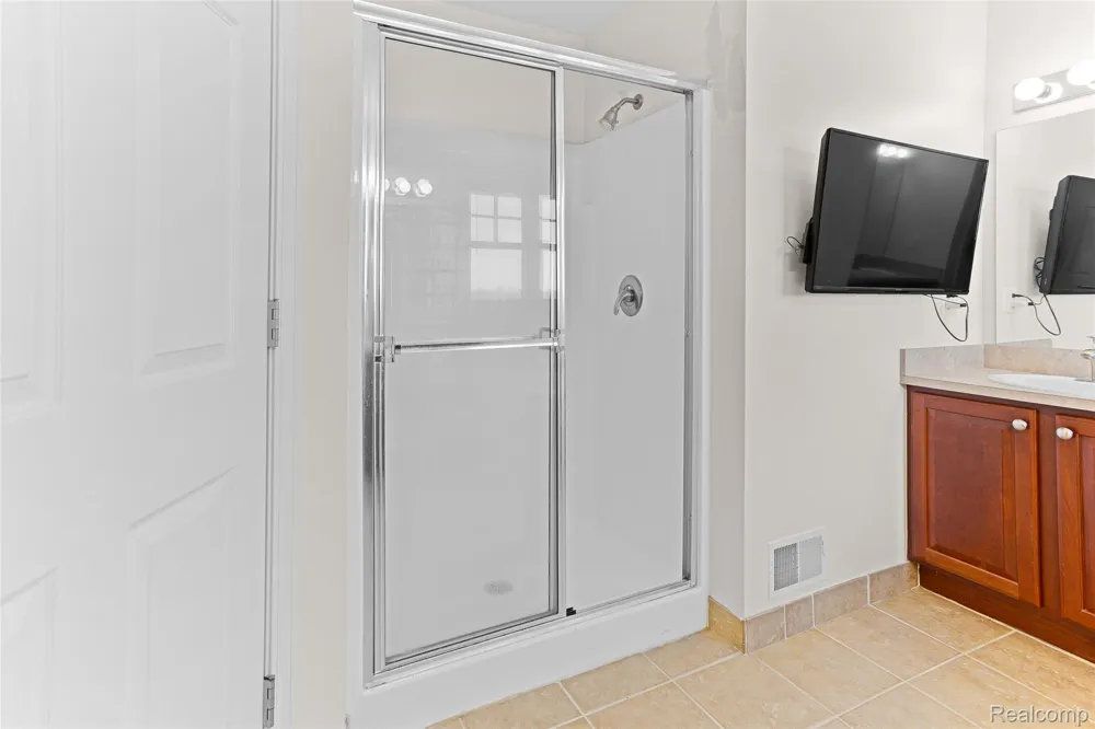 208 Amys Walk Auburn Hills City, MI 48326