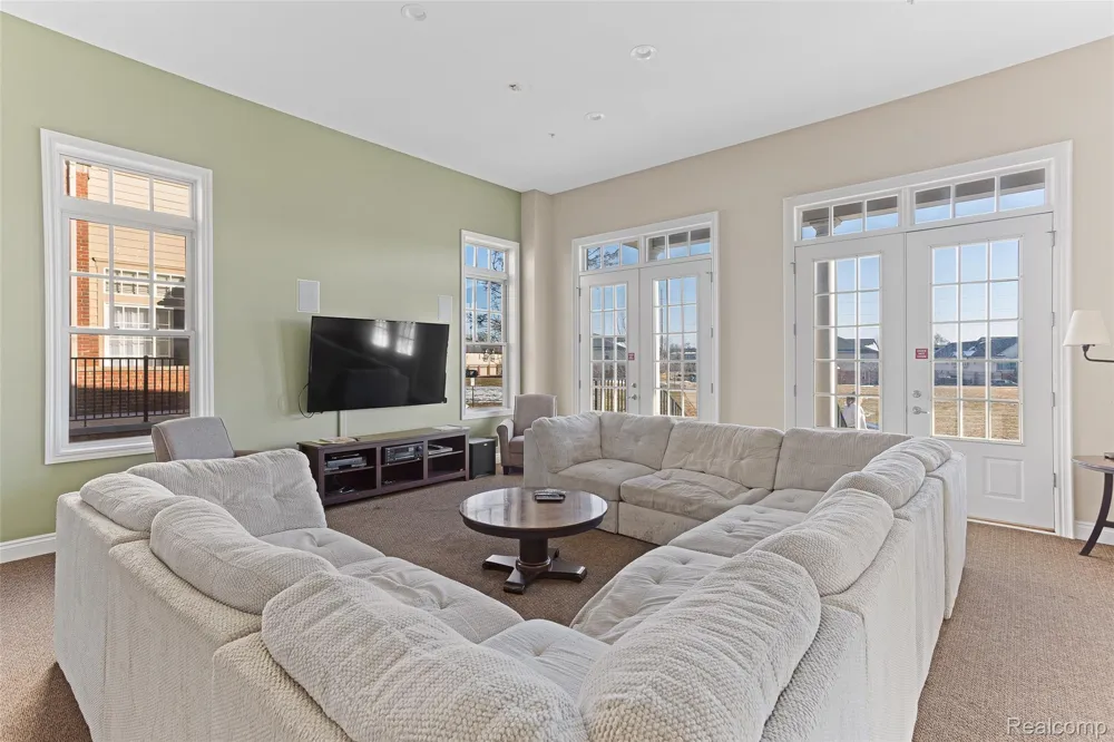 208 Amys Walk Auburn Hills City, MI 48326
