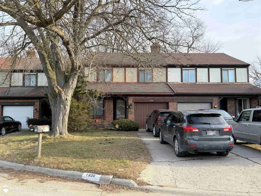 1836 Willowbrook Circle Flint City, MI 48507