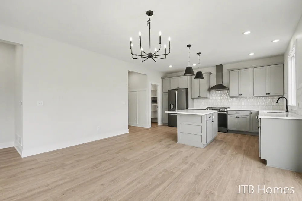 5911 Valley Point Drive SE Caledonia Township, MI 49316