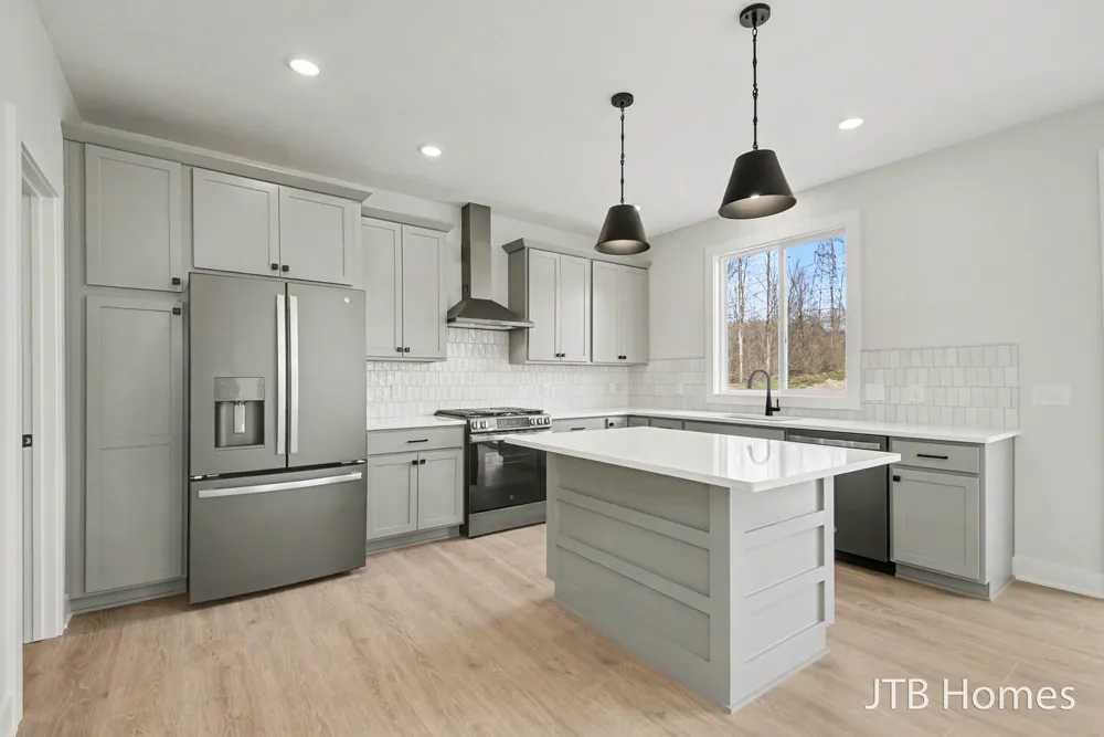 5911 Valley Point Drive SE Caledonia Township, MI 49316