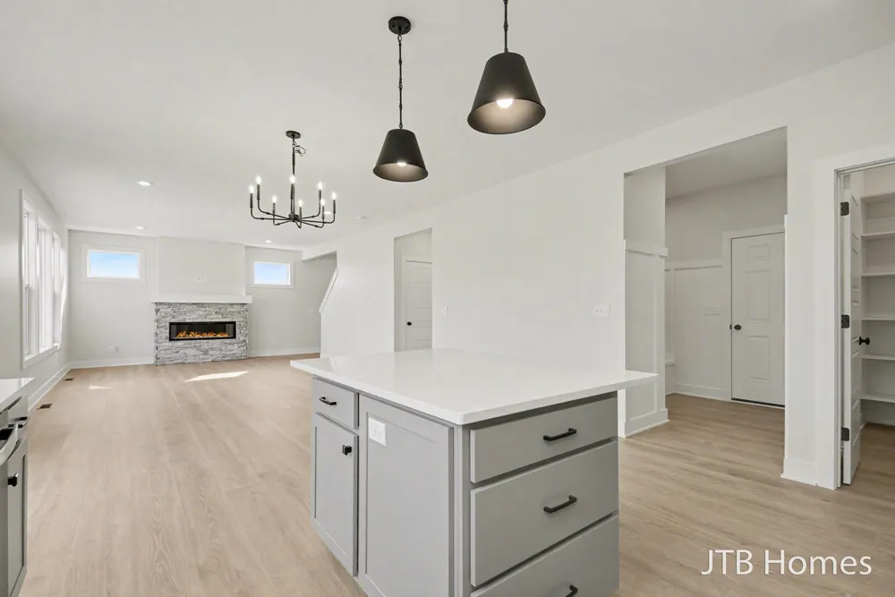 5911 Valley Point Drive SE Caledonia Township, MI 49316