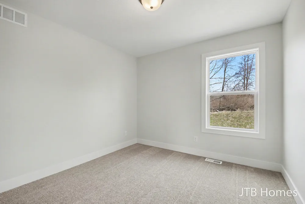5911 Valley Point Drive SE Caledonia Township, MI 49316