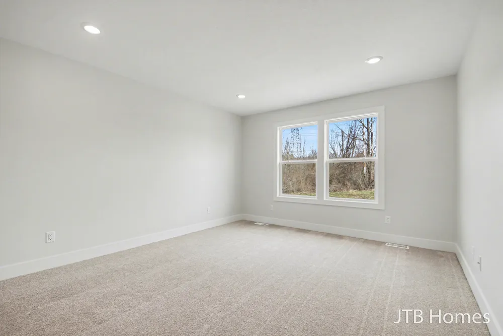 5911 Valley Point Drive SE Caledonia Township, MI 49316
