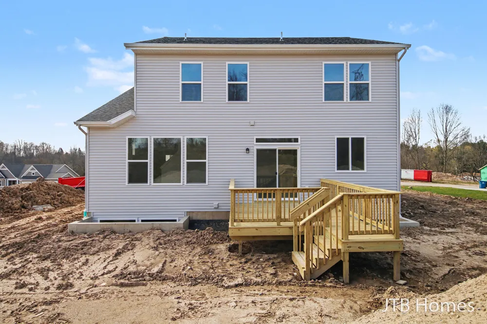 5911 Valley Point Drive SE Caledonia Township, MI 49316